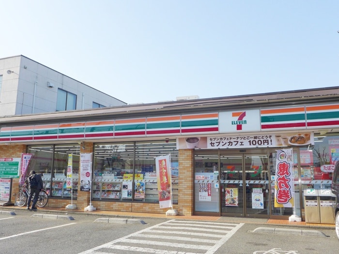 セブンイレブン(コンビニ)まで550m ソルデンテ２１