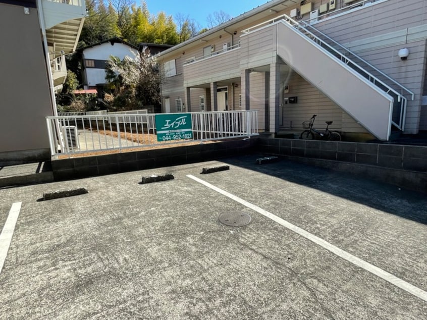 駐車場 グリ－ンヴィレッジⅠ