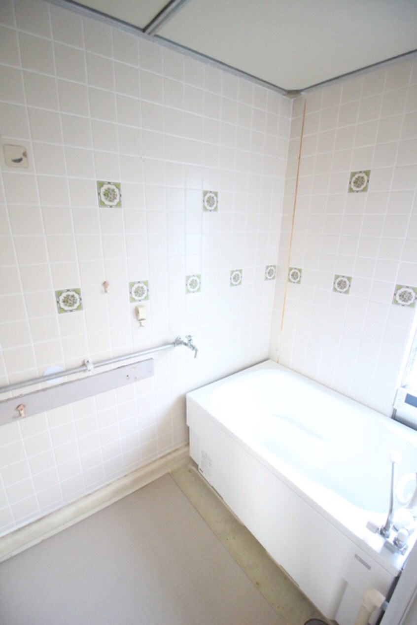 バス／シャワールーム等 くずは台団地１０号棟（103）