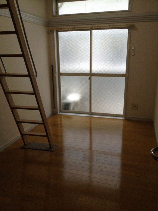 靴箱 レオパレス三軒茶屋