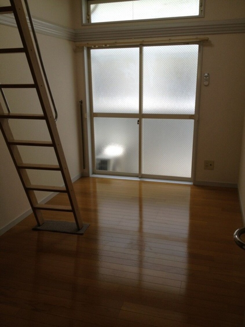 靴箱 レオパレス三軒茶屋