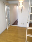 居室 レオパレス三軒茶屋