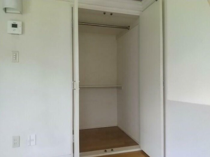 収納 レオパレス三軒茶屋