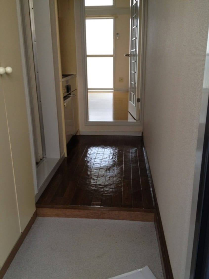 玄関 レオパレス三軒茶屋