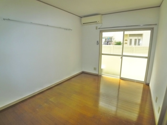 居室 ハウスオ－タム