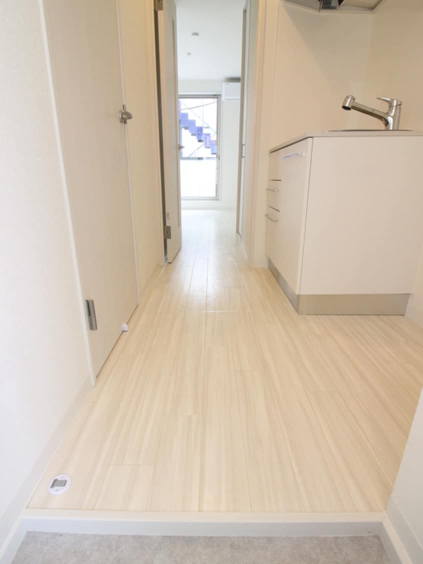 玄関 ラフィーナー大和