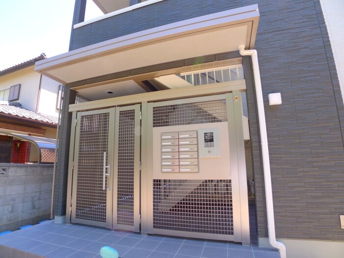 エントランス部分 パームコテージⅧ番館