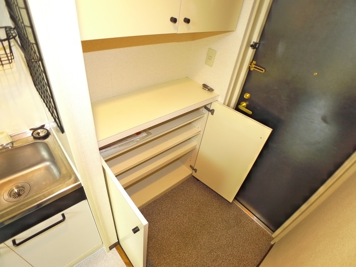 靴箱 駒込ｹｲｱﾝﾄﾞｴﾑﾋﾞﾙ（５０３）