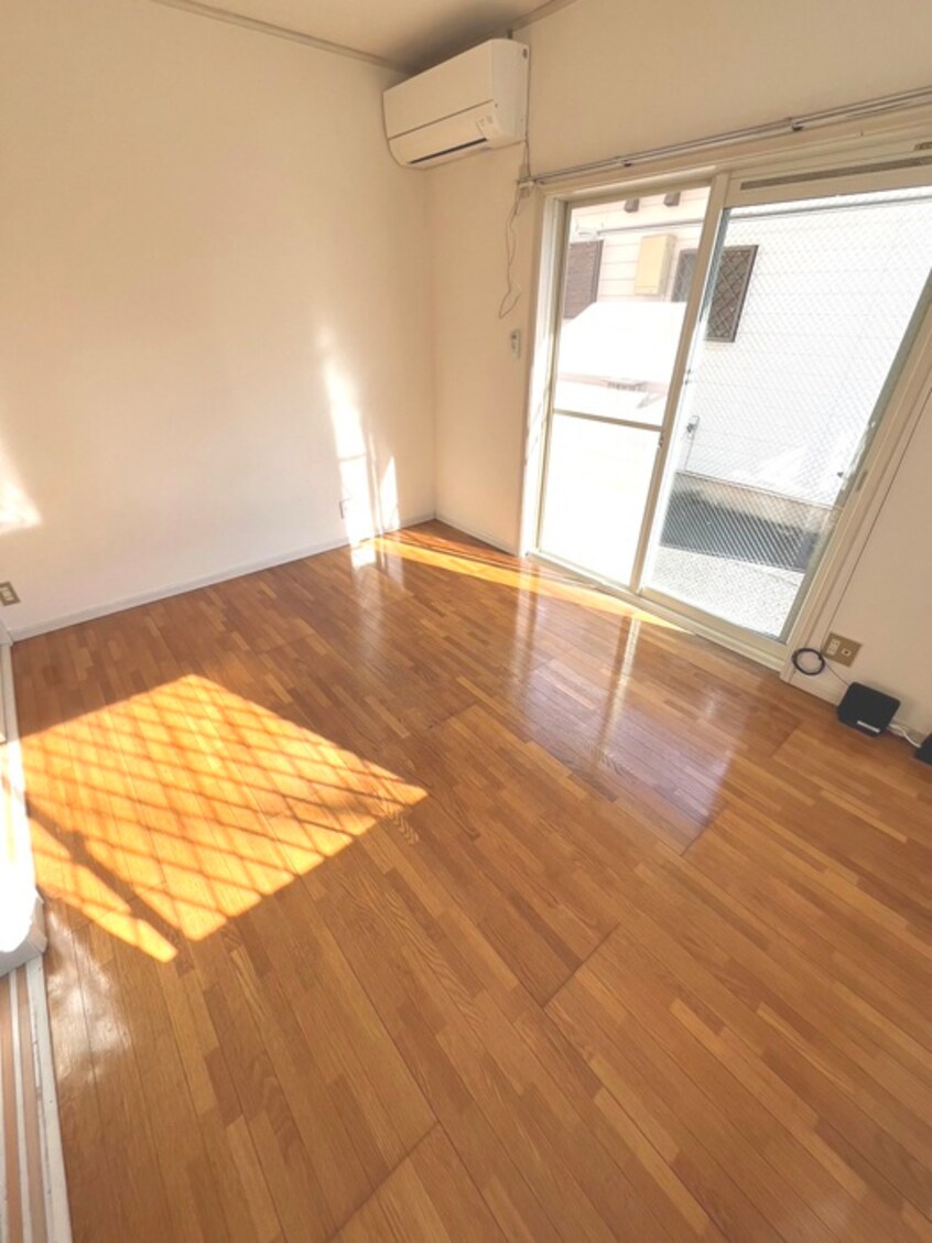 居室 アリエス本厚木