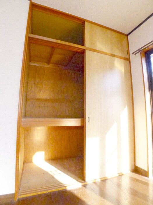 収納 ユーホリアT