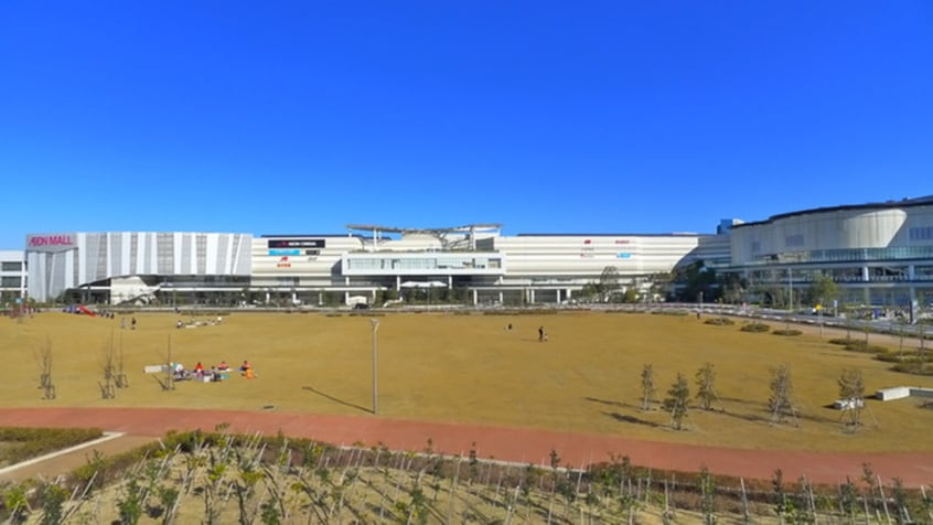 イオンモール幕張(ショッピングセンター/アウトレットモール)まで1128m ハウスメイト幕西