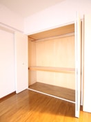 収納 バ－ドタウン７番館