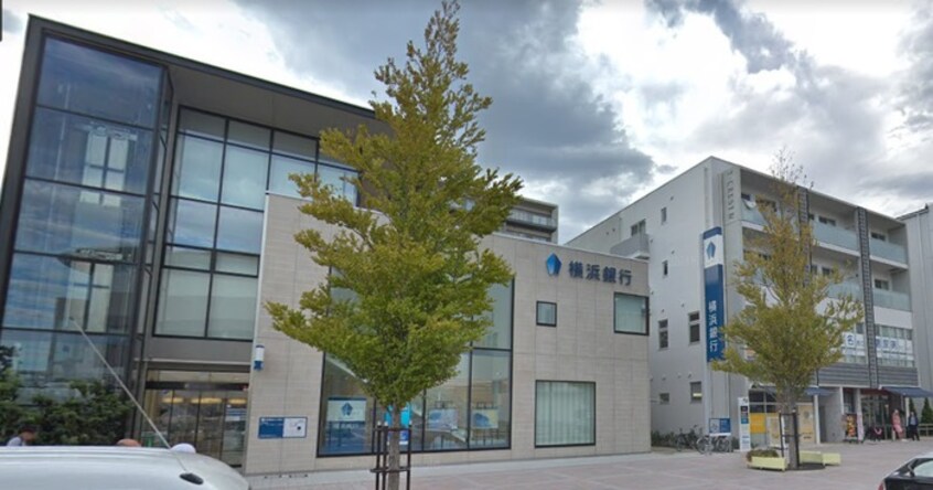 横浜銀行　海老名駅前支店　(銀行)まで1000m クレアージュ