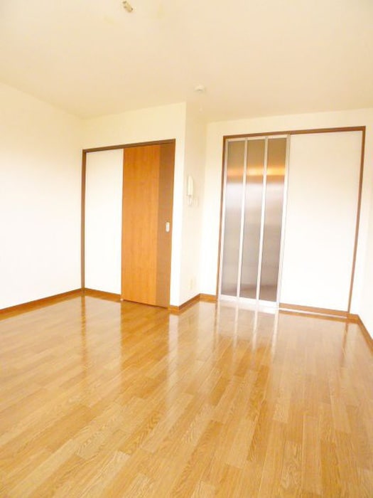 居室 Ｇｒａｎｃｅｅｄ ｋｏｍｉｙａ