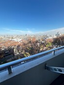 室内からの展望 エコロジ－都立大学レジデンス