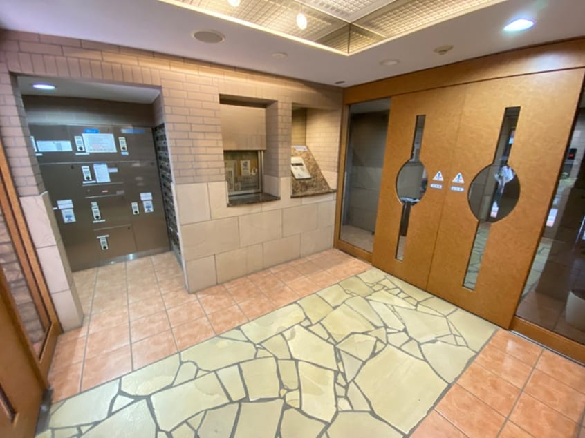 エントランス部分 フェニックス幡ヶ谷壱番館