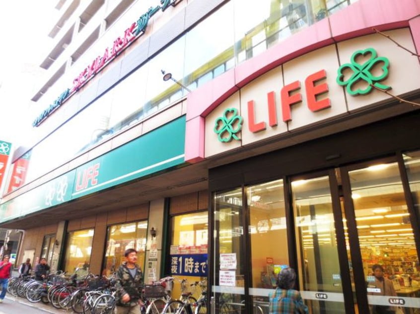 ライフ　幡ヶ谷店(スーパー)まで147m フェニックス幡ヶ谷壱番館