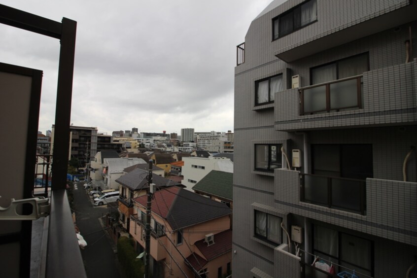 室内からの展望 グランディ雪ヶ谷