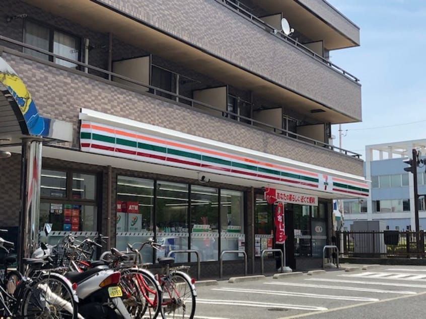 セブンイレブン(コンビニ)まで650m プランド－ルＮＡＫＡＭＡＲＵ