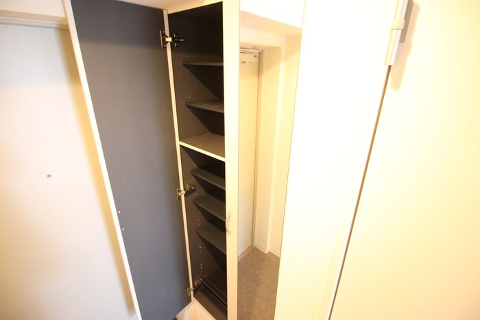 靴箱 ARS Higashi ikebukuro