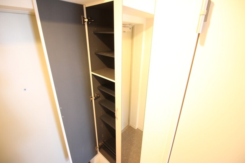 靴箱 ARS Higashi ikebukuro