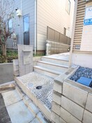 エントランス部分 ハーモニーテラス仲宿