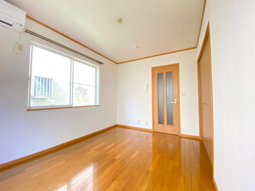 居室 ポルティコ国立