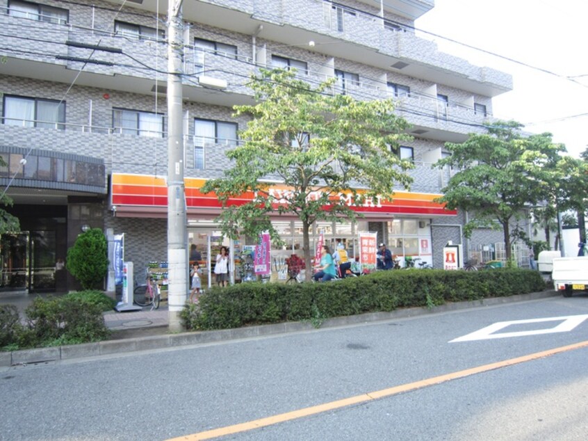 ローソンストア(コンビニ)まで321m ポルティコ国立