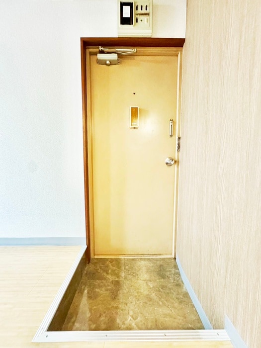 玄関 ハイツオ－ギ