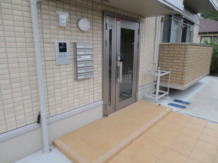 エントランス部分 センチュリーハイムあかね台