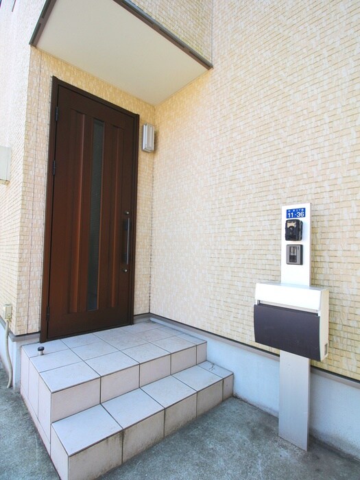 エントランス部分 羽沢３丁目KASHIYA