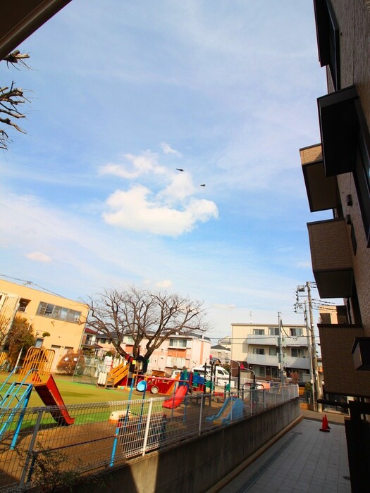 室内からの展望 ハイツ秀