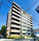 クレシェンテ月島の外観