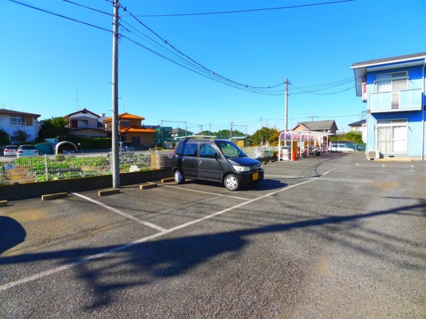 駐車場 ブル－アロ－アルファ