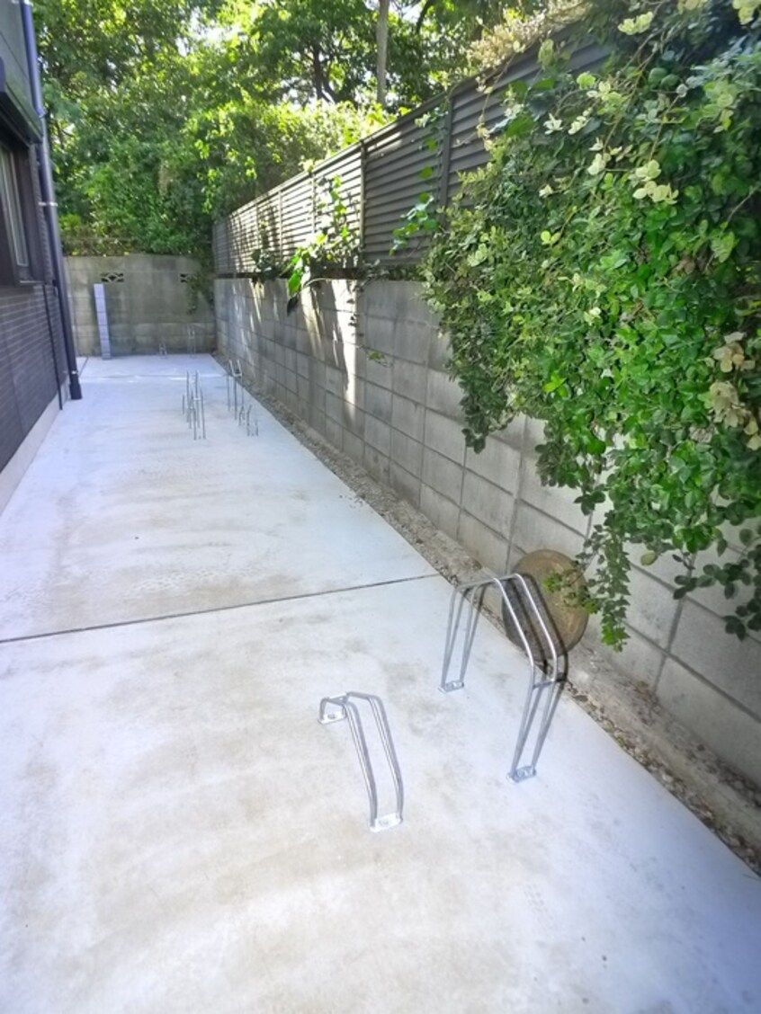 駐輪場 ブルックリンズ西千葉