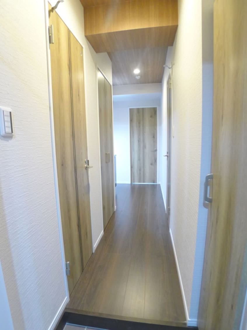 廊下 ブルックリンズ西千葉