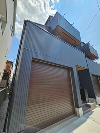 ﾌﾟﾗｲﾍﾞｰﾄｶﾞﾚｰｼﾞﾊｳｽ石神井台A棟