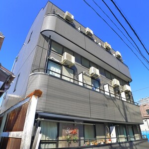 ドゥ・ヴィラ－ジュ
