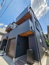 ﾌﾟﾗｲﾍﾞｰﾄｶﾞﾚｰｼﾞﾊｳｽ石神井台B棟