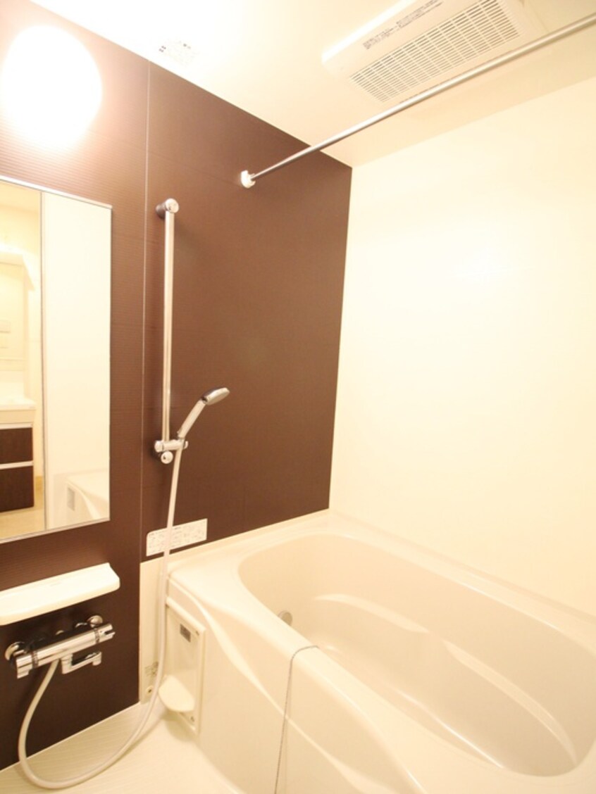 バス／シャワールーム等 リズセンティアＢ