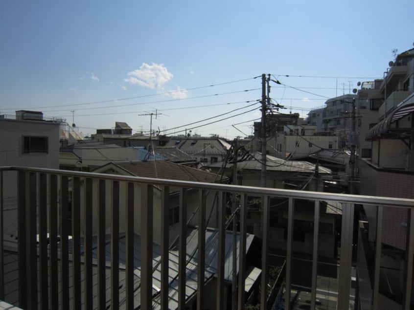 室内からの展望 アイビ－千川