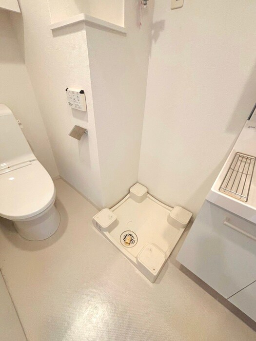 洗濯機置場 ｽﾃｰｼﾞﾌｧｰｽﾄ明大前ｱｼﾞｰﾙｺｰﾄ