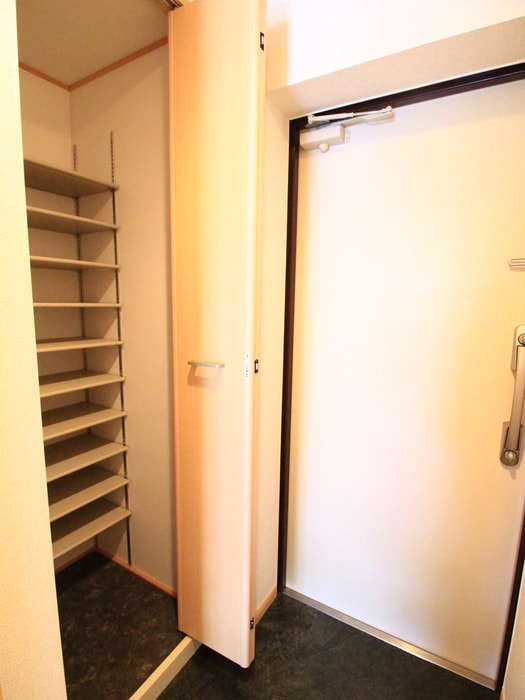 玄関 ジェル　メゾン