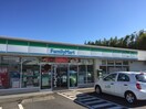 ファミリーマート 平塚真田店(コンビニ)まで419m ジェル　メゾン