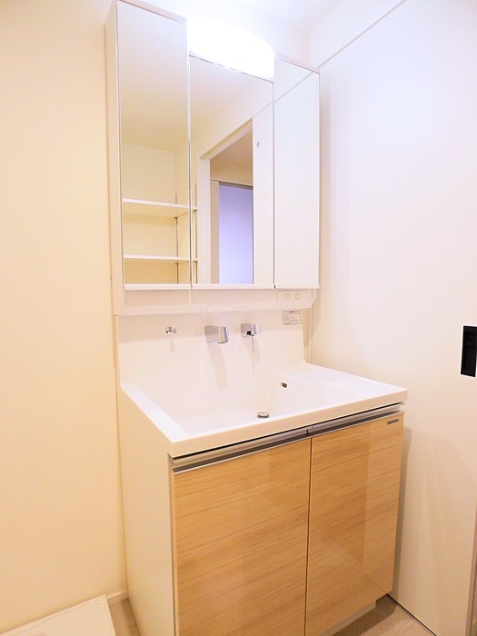 洗面 ﾗｲｵﾝｽﾞﾏﾝｼｮﾝ田端（４０３）