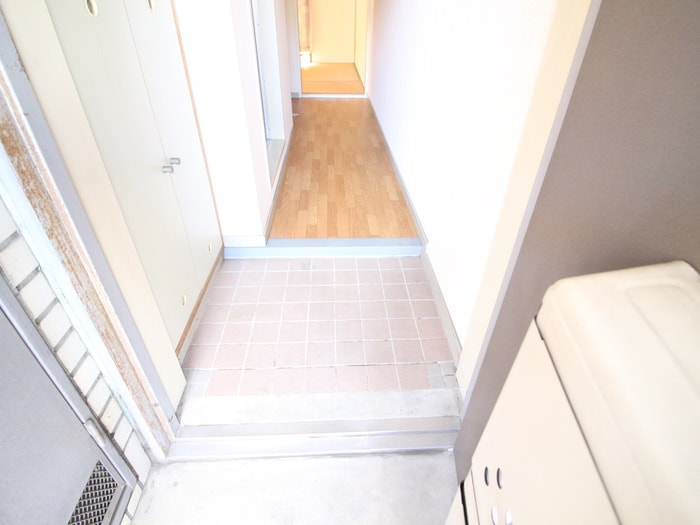 玄関 ベルハイツ大谷