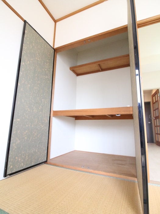 収納 ベルハイツ大谷