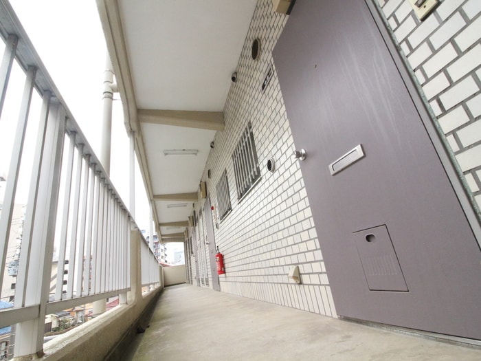 廊下 ベルハイツ大谷