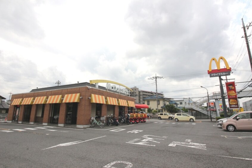 マクドナルド川越インター店(ファストフード)まで250m ジーメゾン川越南大塚