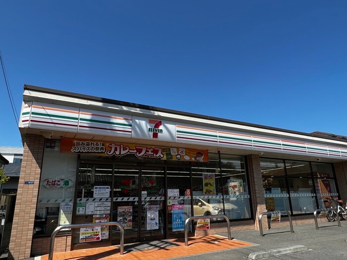 セブンイレブン鎌倉小町2丁目店(コンビニ)まで388m ハイツ比企谷